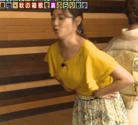 ポロリ gif|【vol.1】ポロリエロGIF画像50枚 大きなおっぱいがこぼれ落ちる。